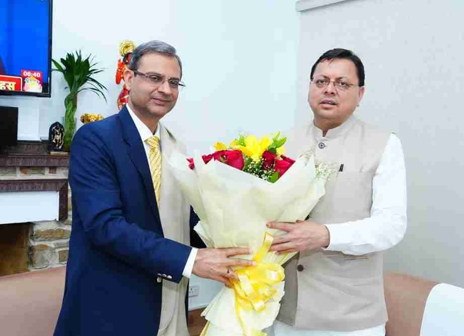 मुख्यमंत्री पुष्कर सिंह धामी से आरबीआई गवर्नर संजय मल्होत्रा ने की शिष्टाचार भेंट