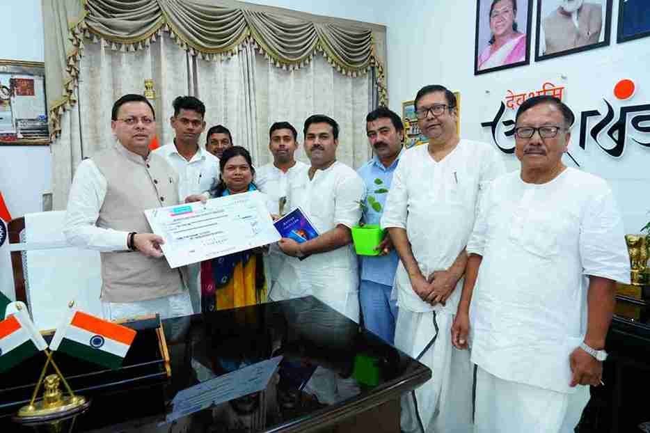 आपदा राहत हेतु सत्संग संस्था ने मुख्यमंत्री राहत कोष में प्रदान की ₹1 करोड़ की सहयोग राशि