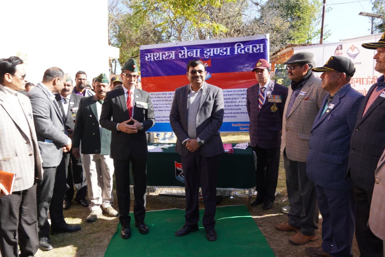 मुख्य सचिव ने सशस्त्र सेना झंडा दिवस पर सैनिकों को नमन, खिलाड़ियों को किया सम्मानित।