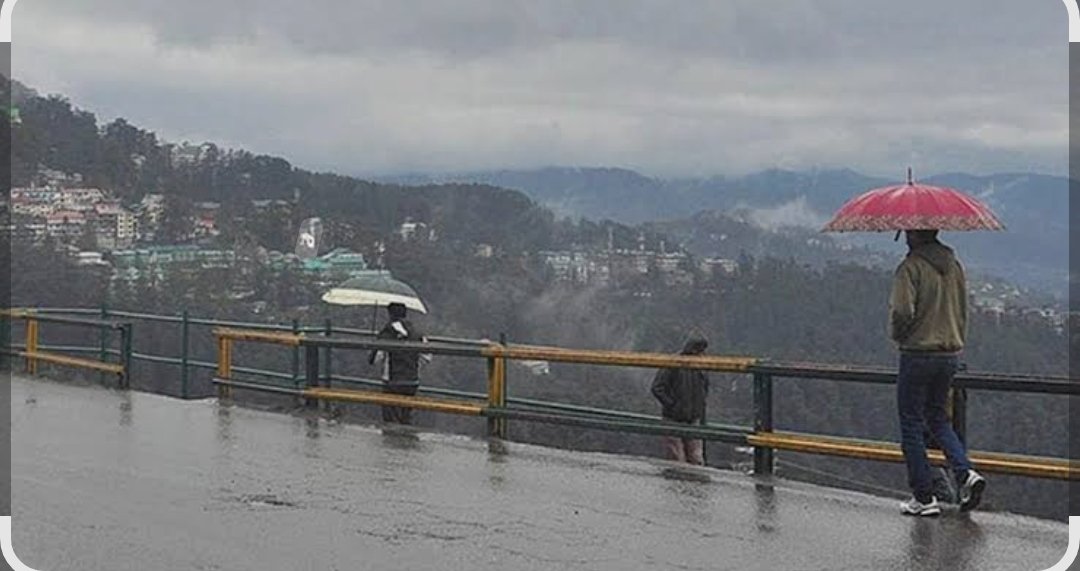 पहाड़ों में बर्फबारी का असर, तापमान में आई गिरावट।