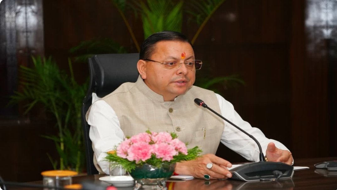 सीएम धामी ने नवनियुक्त कार्मिकों को दी शुभकामनाएं, फोन पर जनता से जुड़ने की अपील
