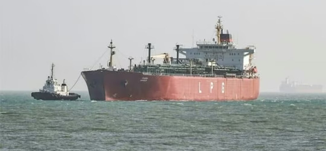 होर्मुज संकट के बीच क्या भारत में रुक जाएगी LPG गैस सप्लाई? जानिए होर्मुज में फंसे जहाजों की पूरी सच्चाई,