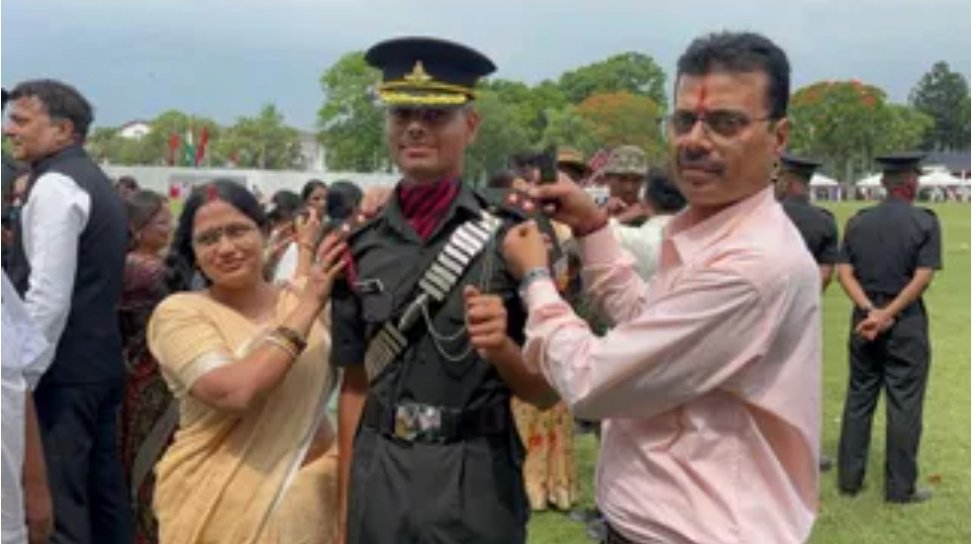 आर्थिक संघर्ष से सैन्य अधिकारी बनने तक: आरा के गोवर्धन कुमार ने पहले प्रयास में सीडीएस परीक्षा में हासिल की सफलता,