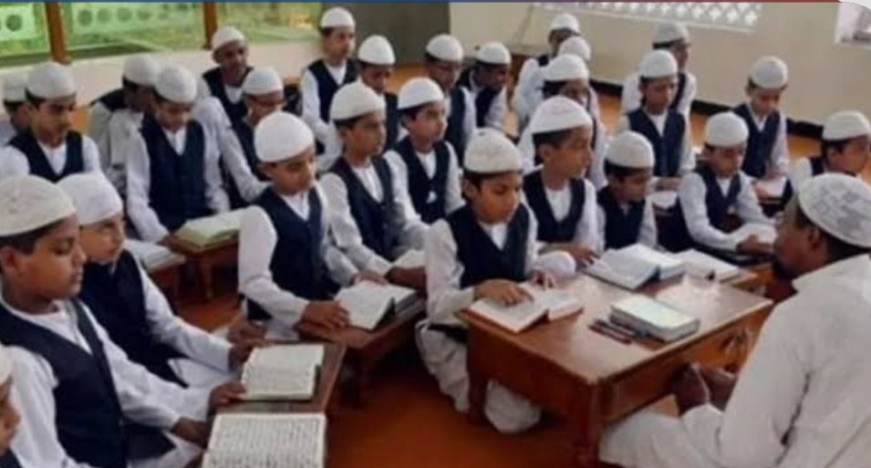 उत्तराखंड में शिक्षा व्यवस्था का बड़ा बदलाव: मदरसा बोर्ड हुआ खत्म, आज से अल्पसंख्यक शिक्षा प्राधिकरण ने संभाली कमान