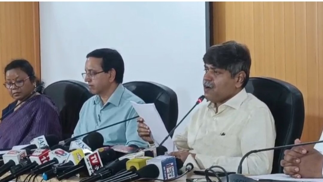 उत्तराखंड ऊर्जा निगमों में बड़ा प्रशासनिक बदलाव: पीसी ध्यानी बने यूपीसीएल के नए एमडी, यूजेवीएनएल की कमान संभालेंगे एके सिंह